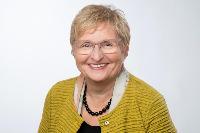 Renate Zwicker-Pelzer